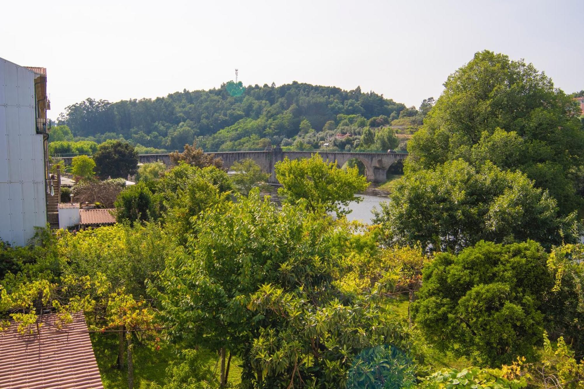 Cantinho Do Rio Ponte da Barca Exterior photo